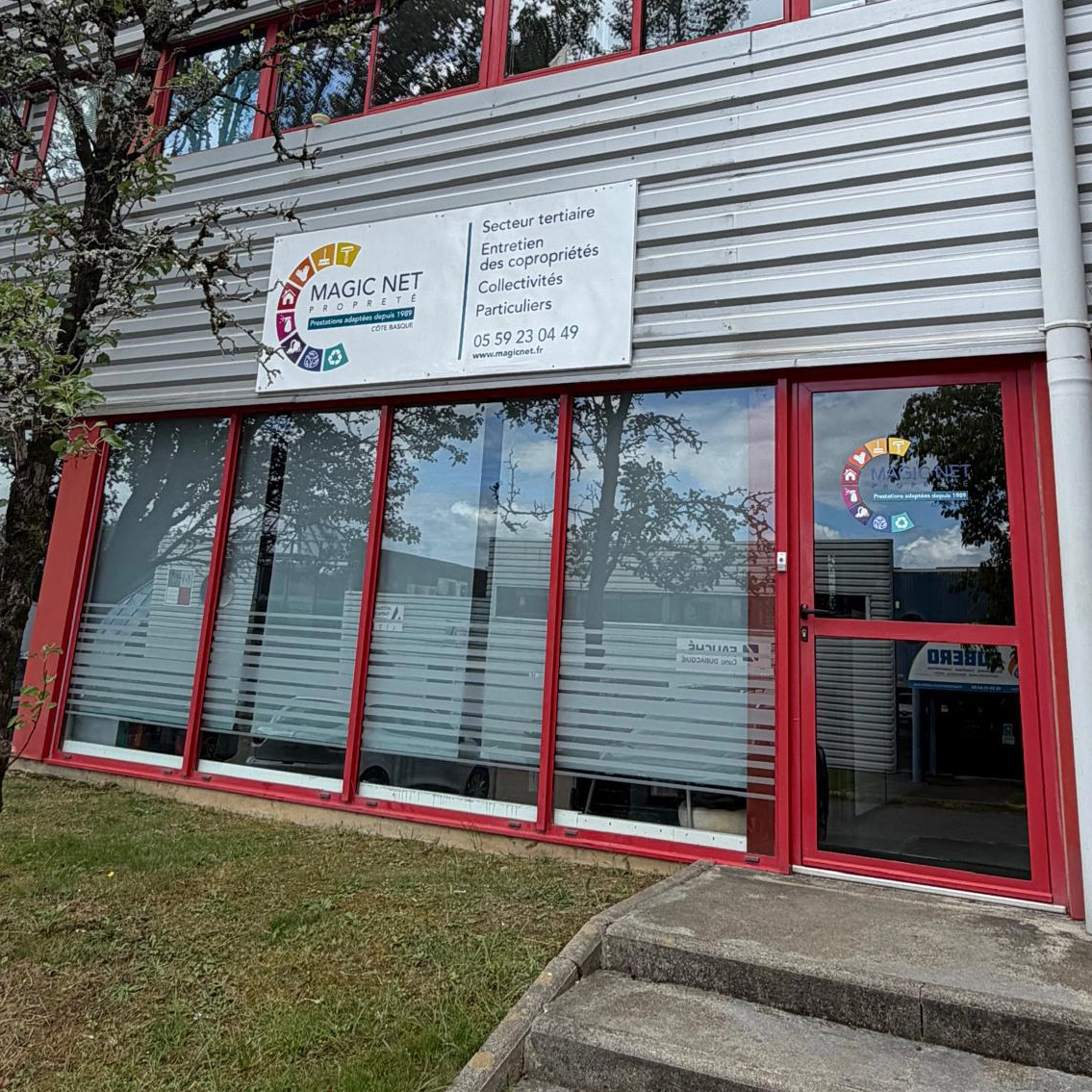 Locaux de Magic Net Propreté, 6 route de Pitoys à Anglet